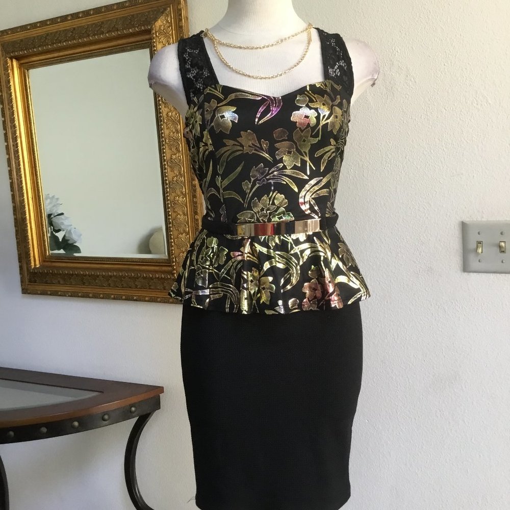 IPONA Textures Shine Up Short Dress Flared Peplum Lace Back Cocktail Party M